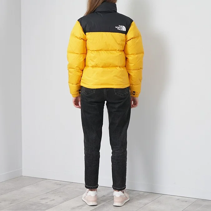 Пуховик женский The North Face 1996 Retro Nuptse Jacket Summit Gold